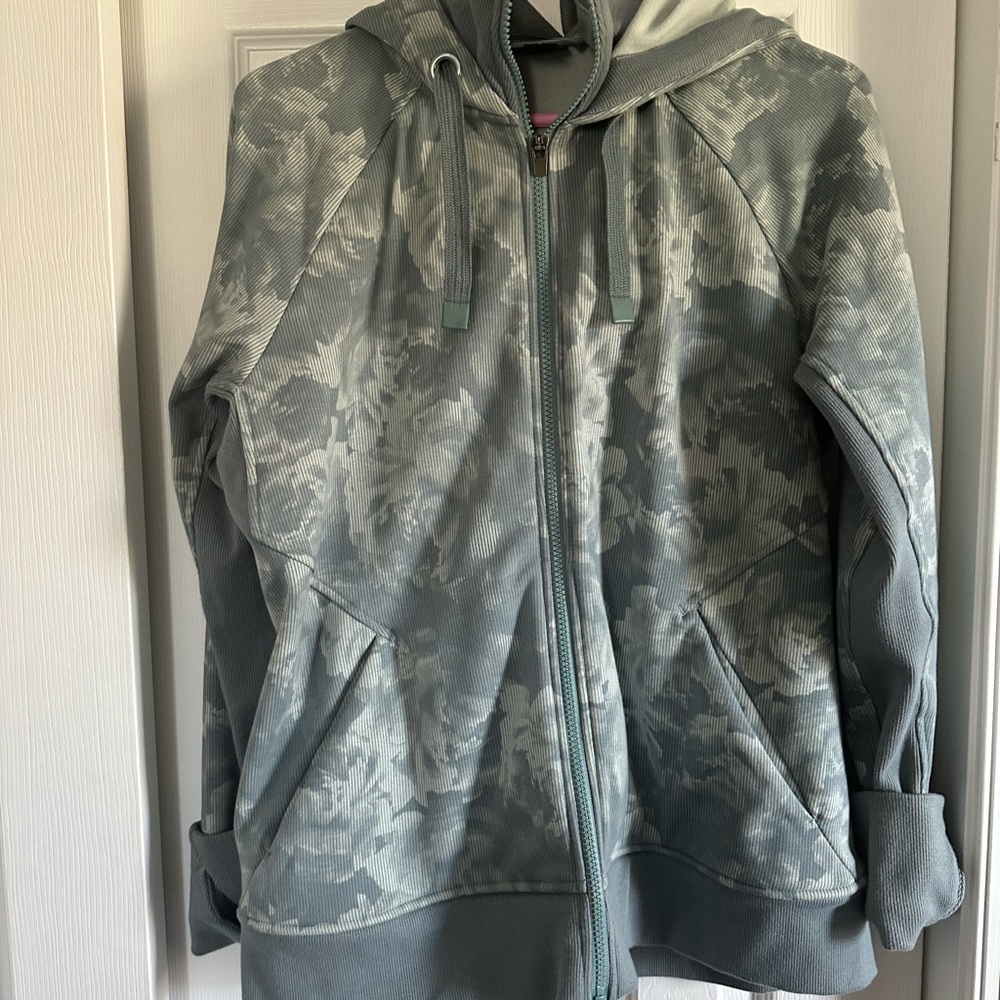 a really nice zip up sweatshirt perfect for spring